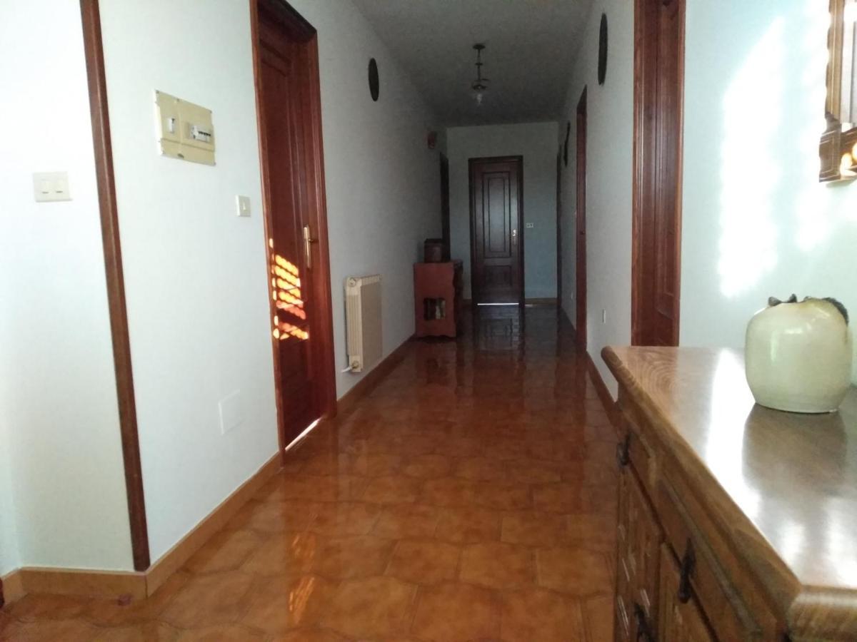 Alojamiento cerca de Padrón Santa María Exterior foto