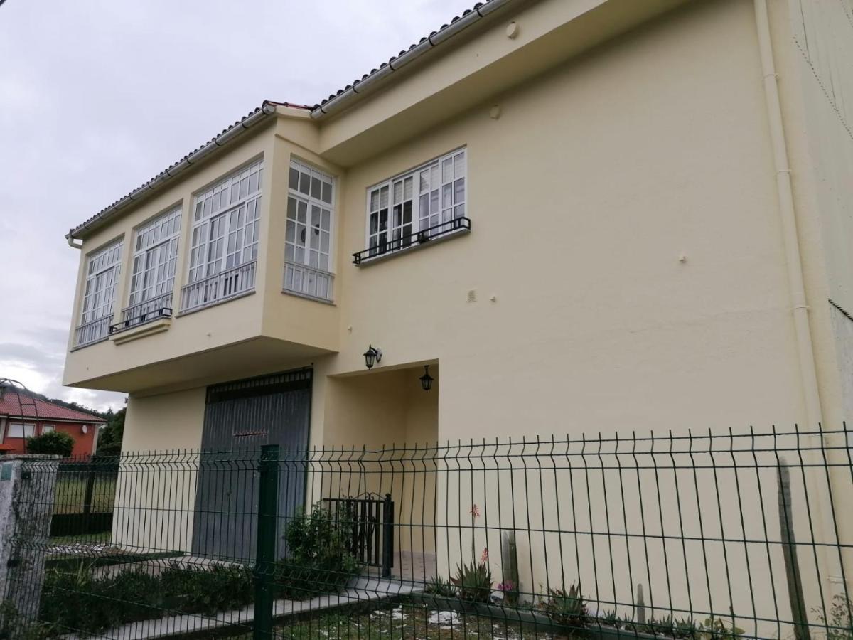 Alojamiento cerca de Padrón Santa María Exterior foto